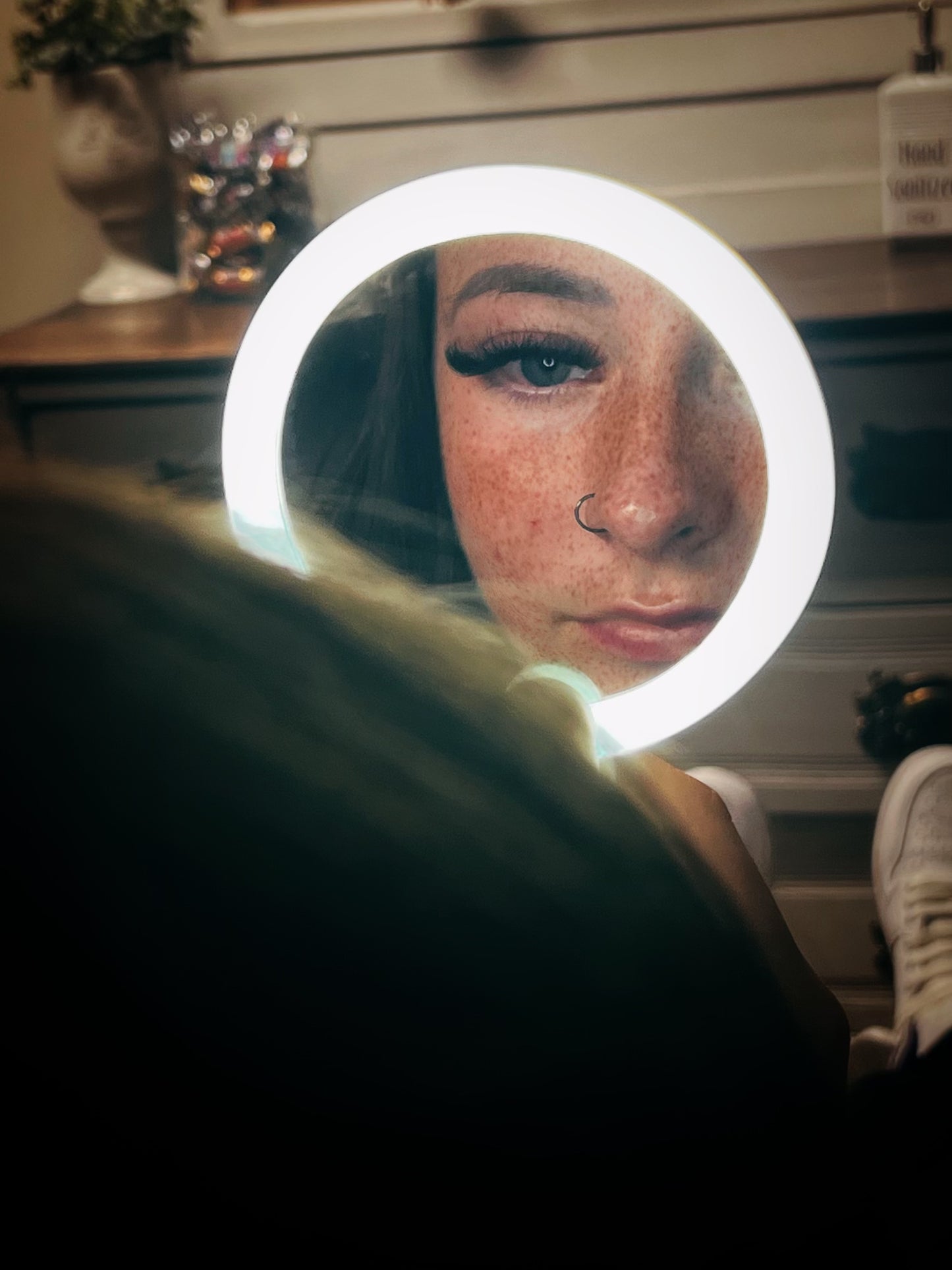 WL LED Handheld Client Mirror